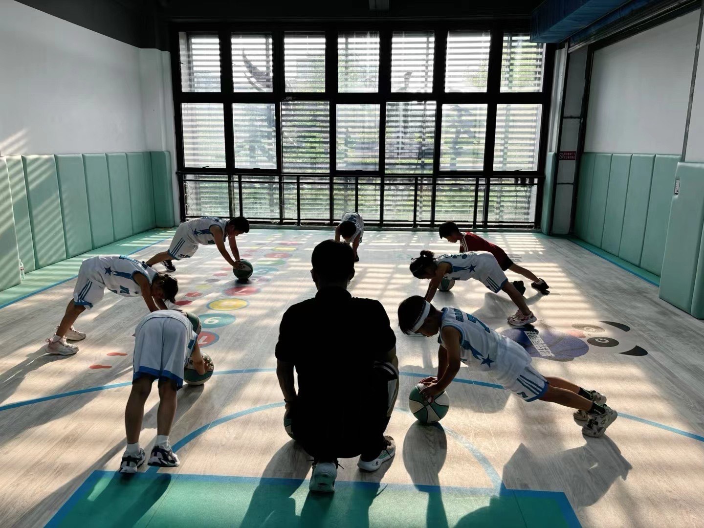 篮球运动成为青少年最喜爱的体育项目之一 篮球运动成为青少年最喜爱的体育项目之一