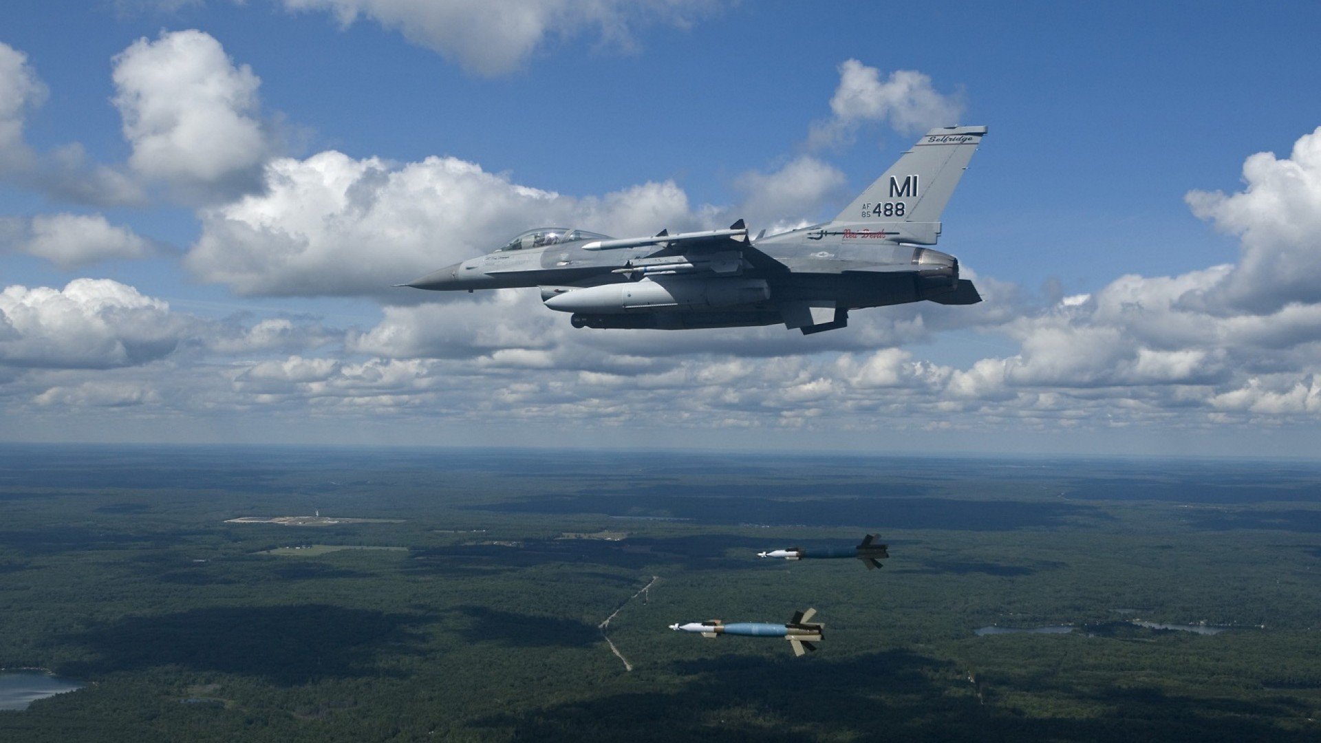 欧冠集锦:马内双响,利物浦战胜米兰,利物浦球员马内简介