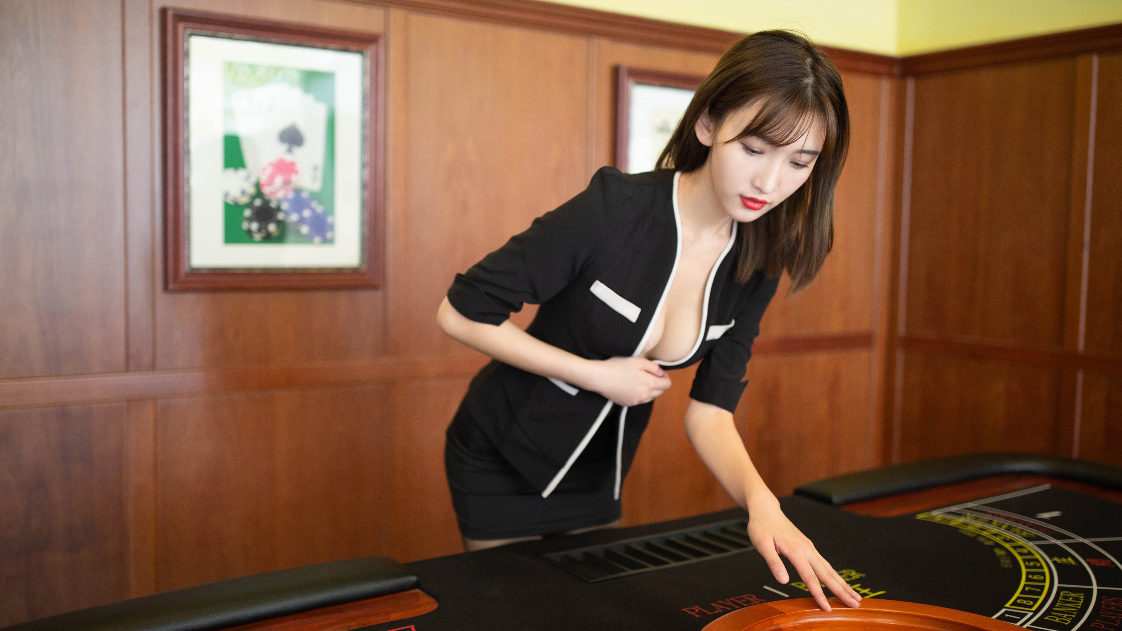 英超防守体系调整后犯规率变化及其战术启示,英超新规则