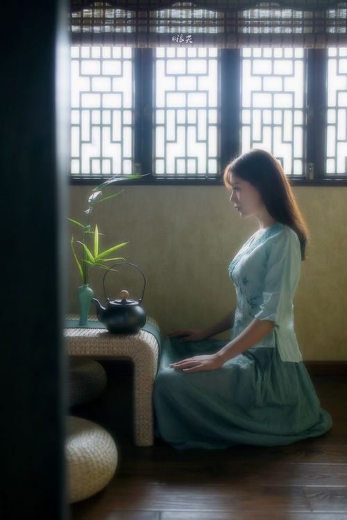 各大豪门主帅战术风格全面对比,各大豪门球衣