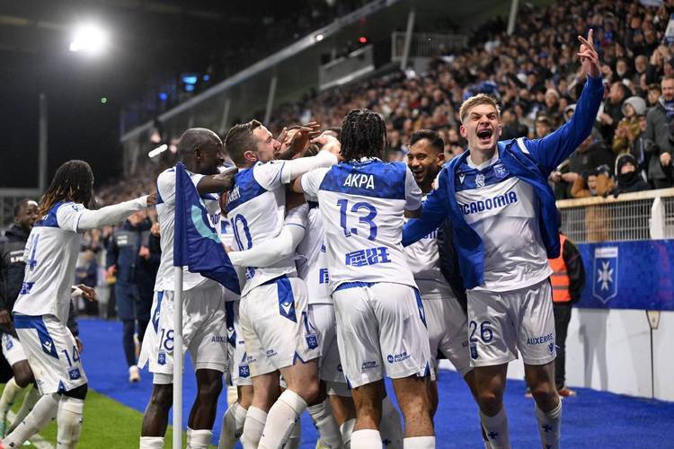 关于乐鱼体育:法甲的战术多样性：各球队的独特风格的信息-乐鱼体育