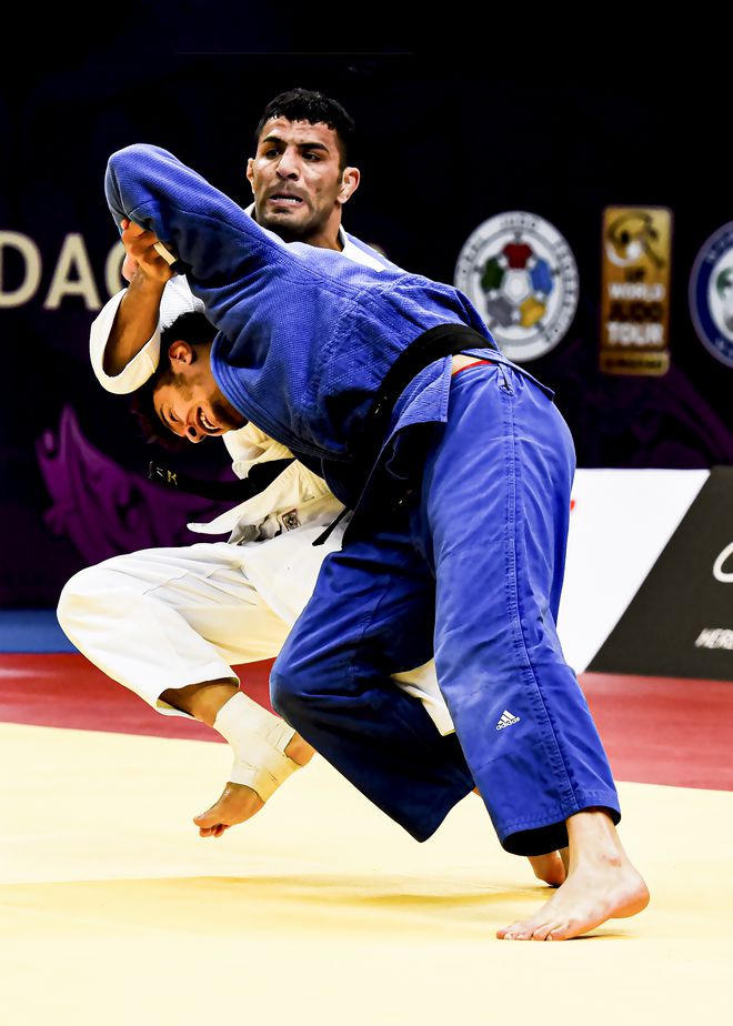 乐鱼体育:功夫与柔道的较量，东西方武术的碰撞-乐鱼体育下载